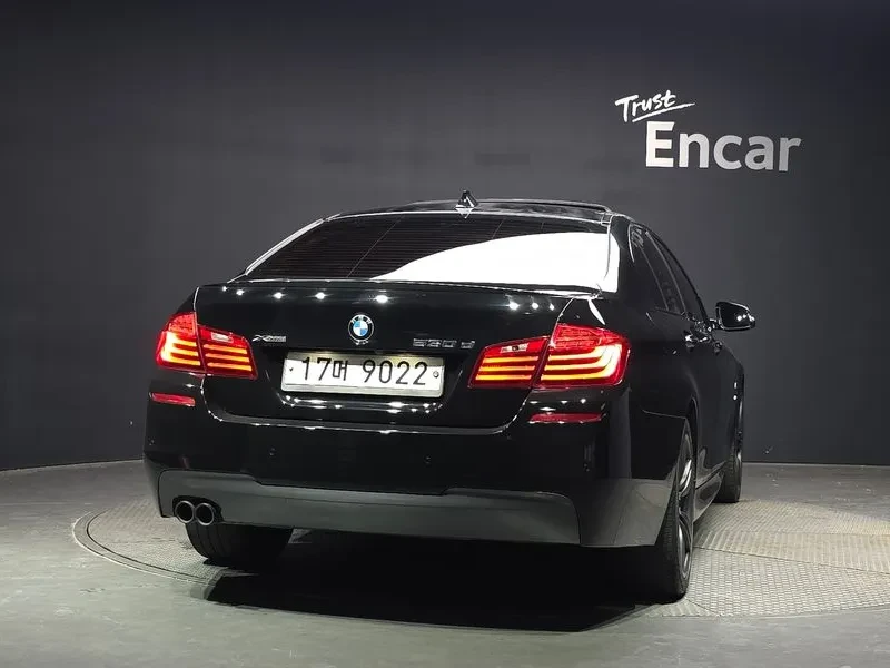 BMW 530 D xDrive M, снимка 4 - Автомобили и джипове - 55831436