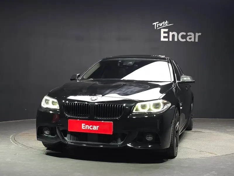 BMW 530 D xDrive M, снимка 3 - Автомобили и джипове - 55831436