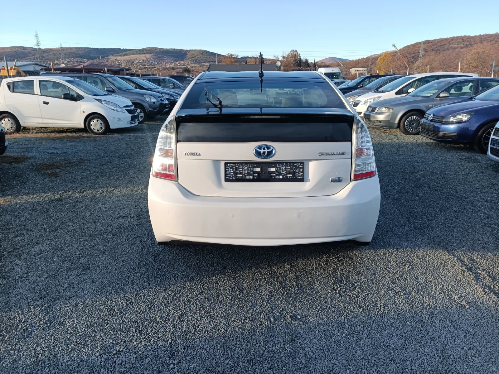 Toyota Prius Автоматик  - изображение 6