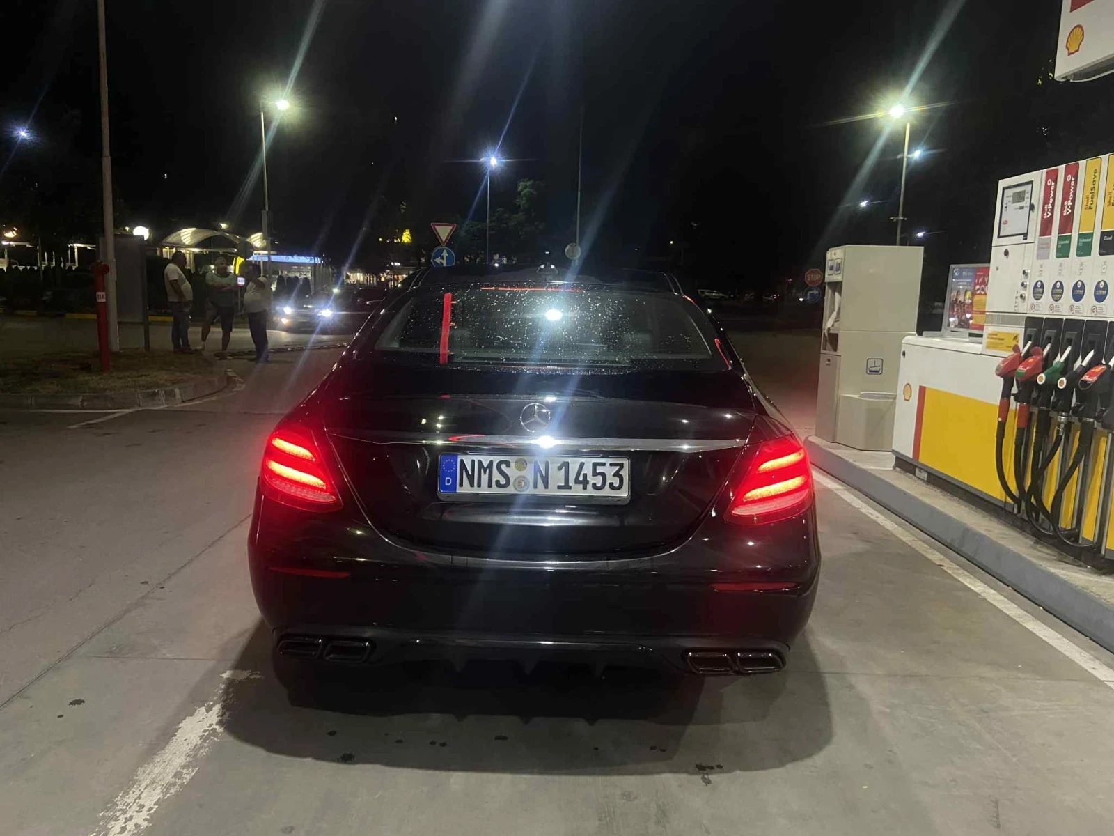 Mercedes-Benz E 220 220d Amg Line  - изображение 6