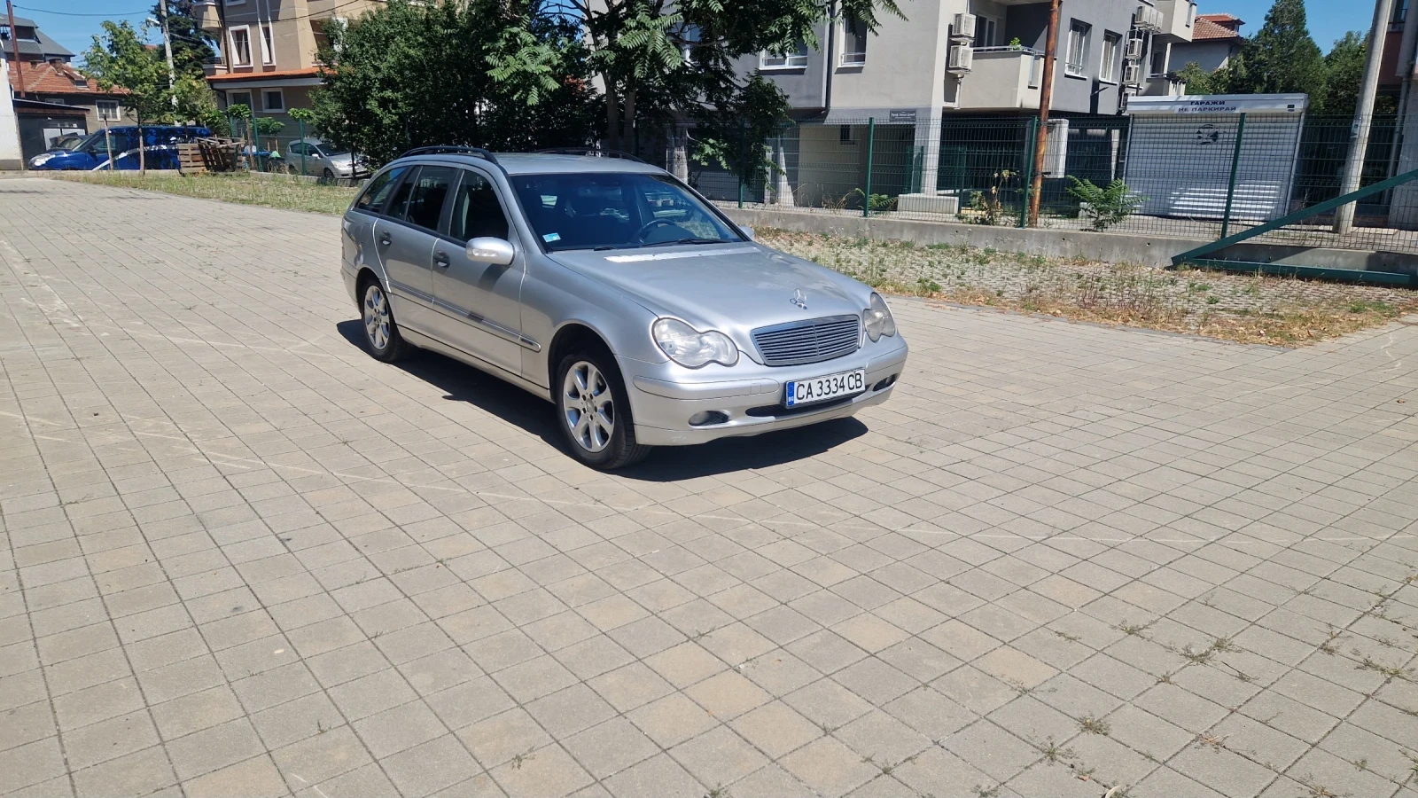 Mercedes-Benz C 220 Комби - изображение 3