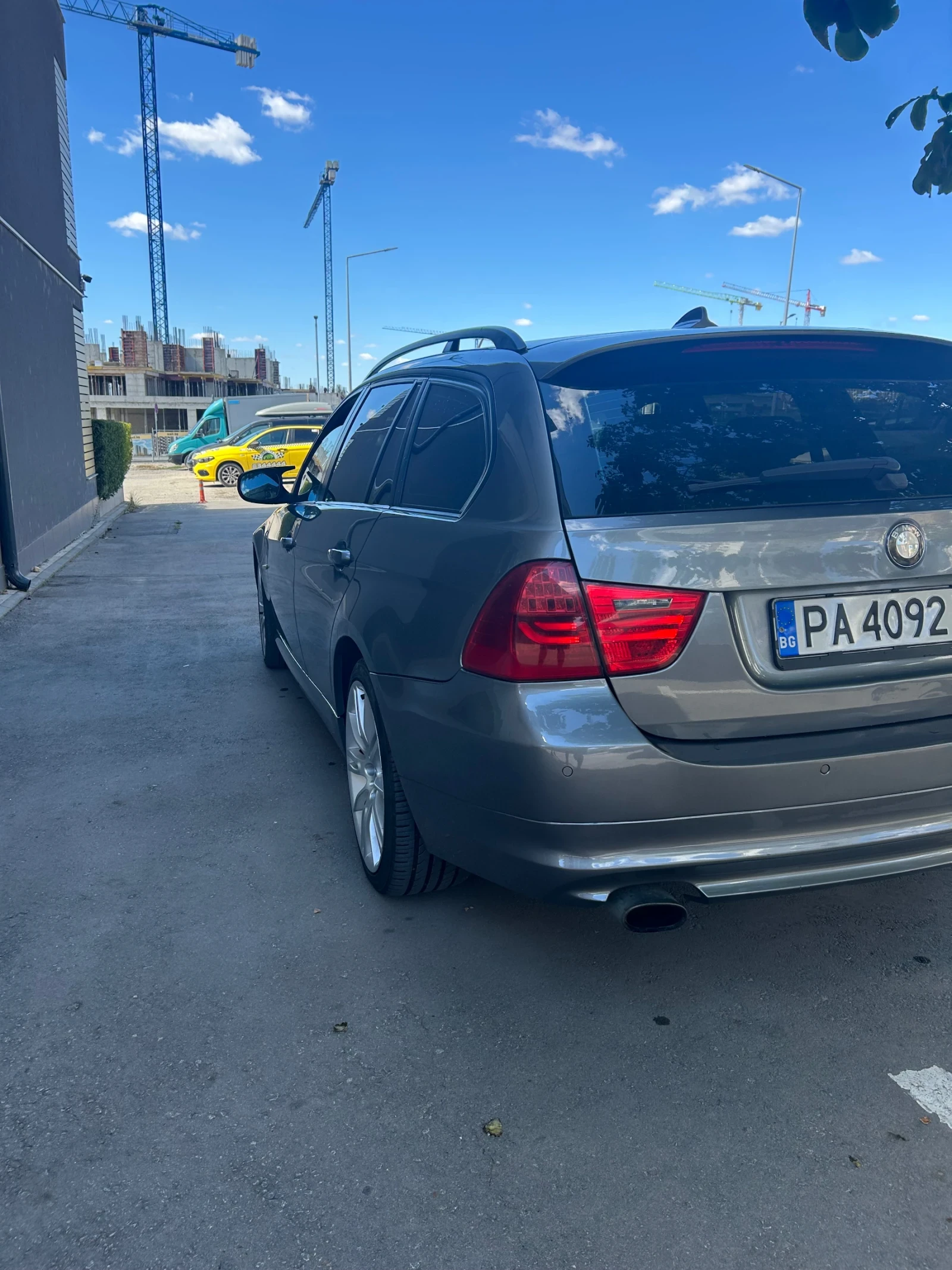 BMW 320  - изображение 4