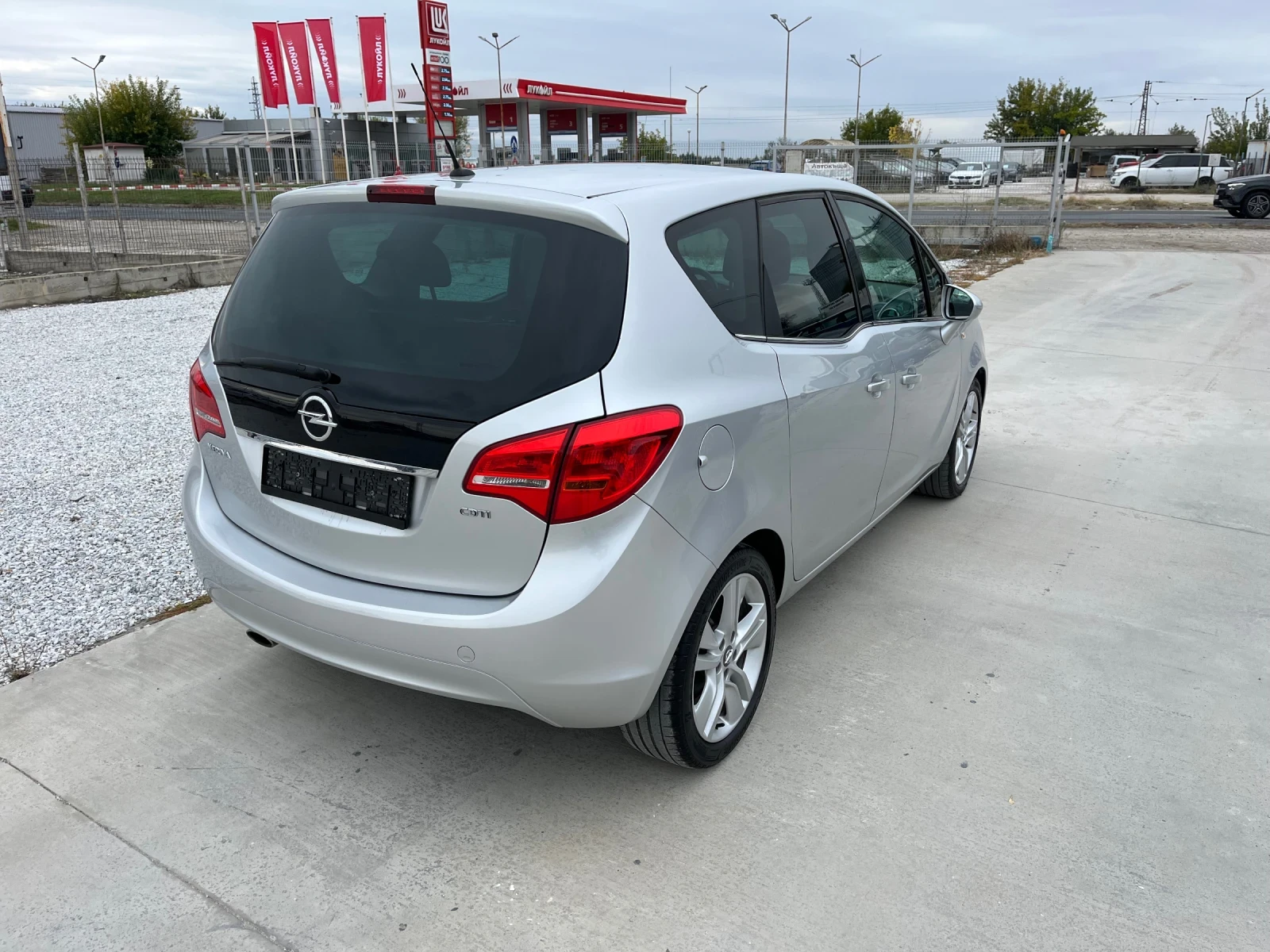 Opel Meriva 1, 6 D 136 ps euro 6 b фейс лифт | Mobile.bg — изображение 3