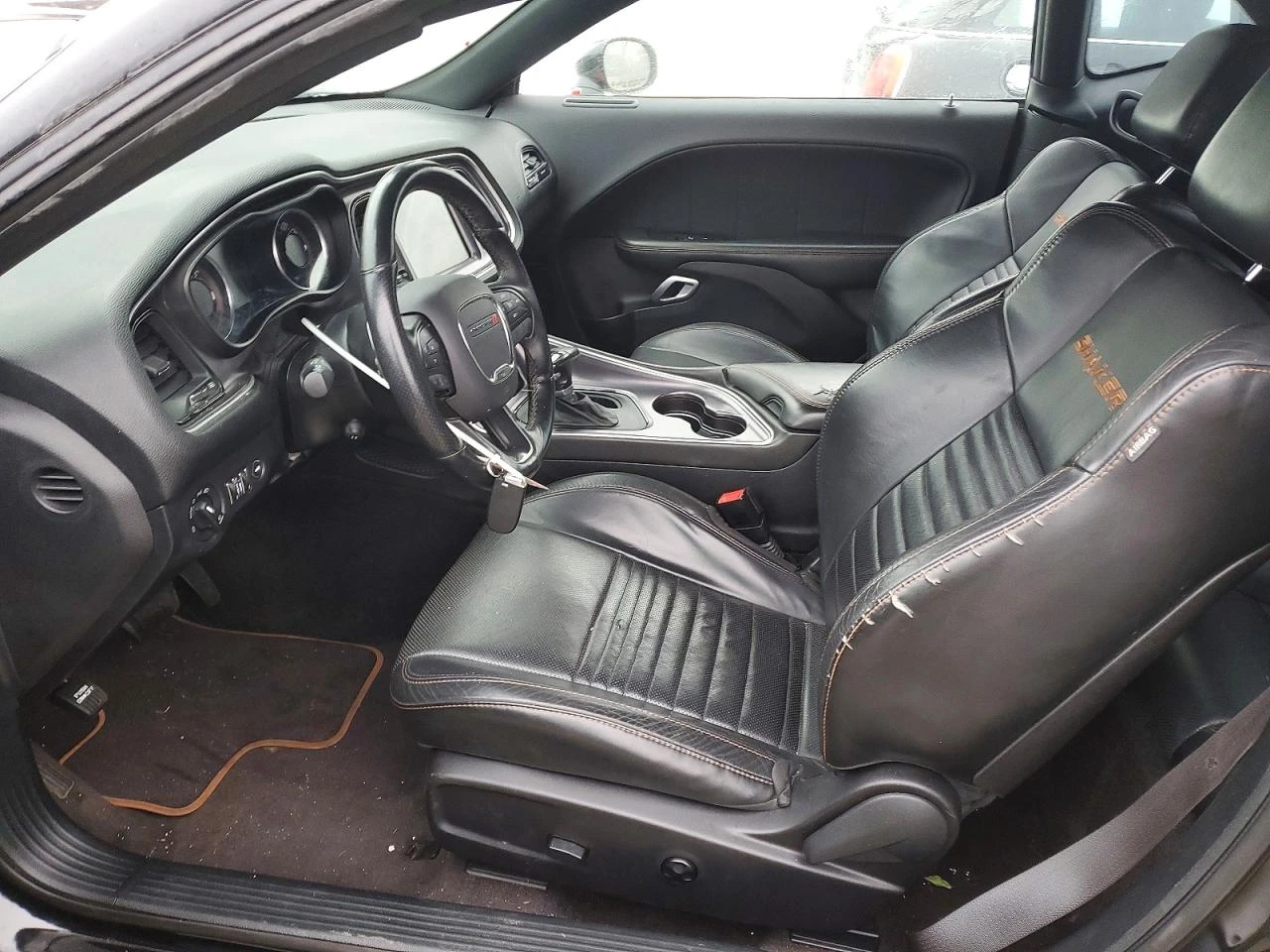 Dodge Challenger 5.7* V8* ПОДГРЕВ* КАМЕРА* КЕЙЛЕС*  - изображение 8