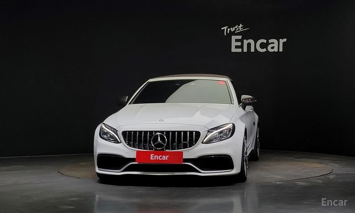 Mercedes-Benz C 63 AMG  - изображение 3