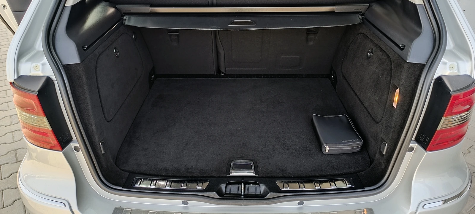 Mercedes-Benz B 180 Автоматик, снимка 13 - Автомобили и джипове - 53816624