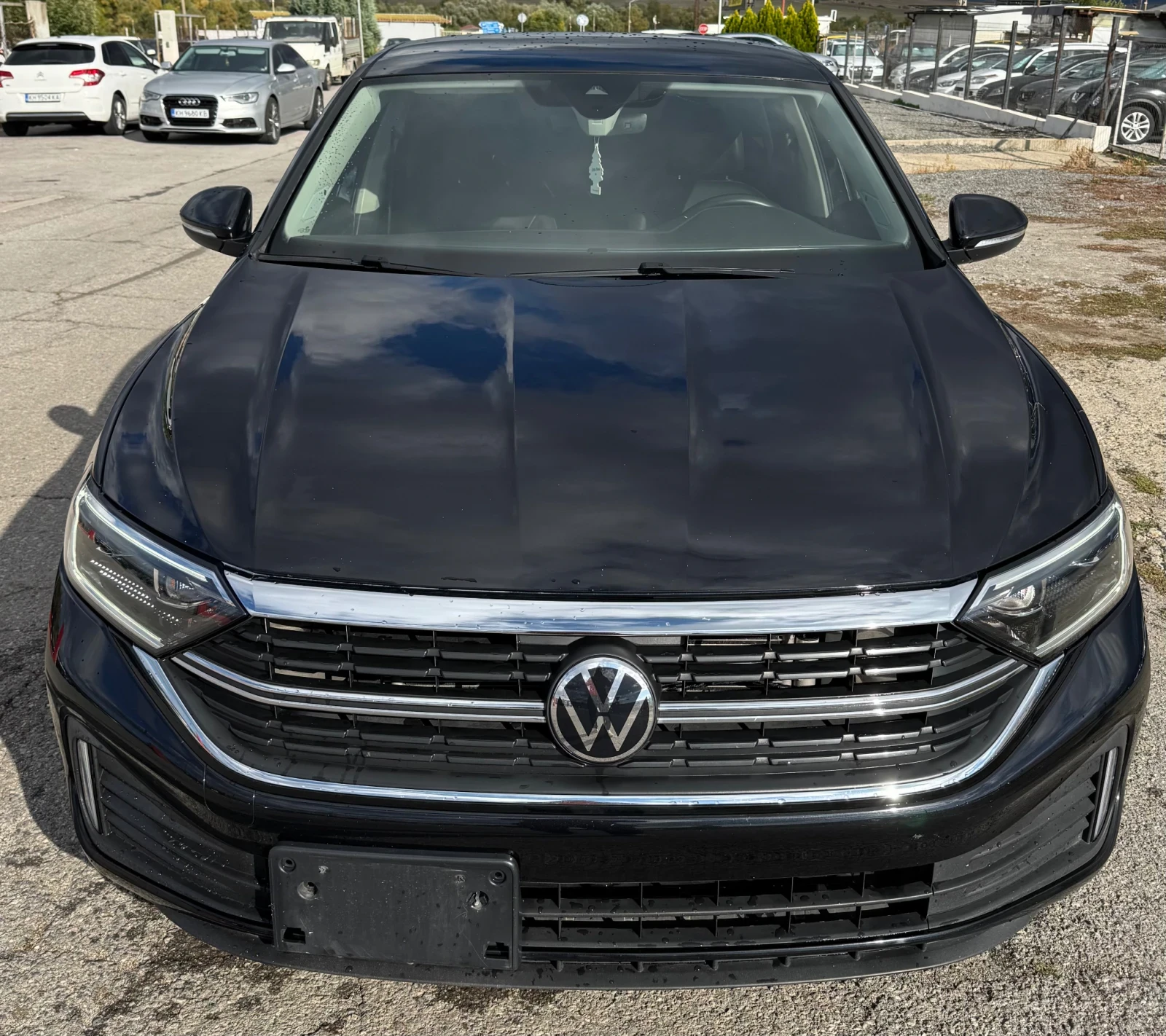 VW Jetta Sport 1.5, снимка 2 - Автомобили и джипове - 54079620