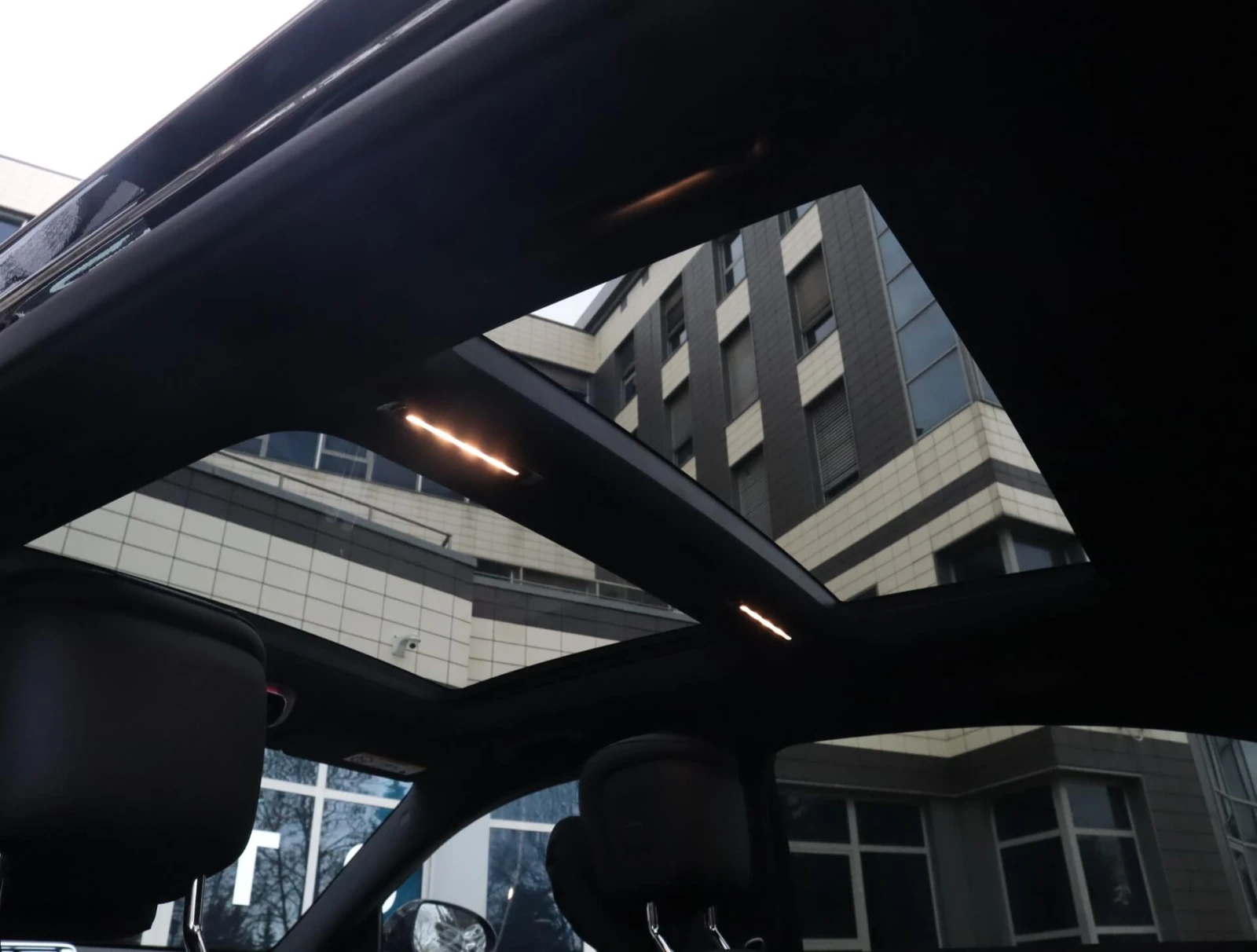 Mercedes-Benz S 450 AMG/Long/4Matic/Burmester/HuD/Панорама/Обдухване, снимка 12 - Автомобили и джипове - 54184394