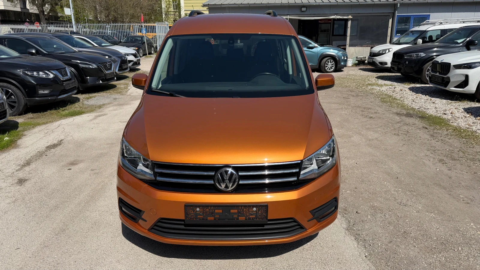 VW Caddy 2.0TDi, 4x4, ШВЕЙЦАРИЯ, снимка 8 - Автомобили и джипове - 54225415