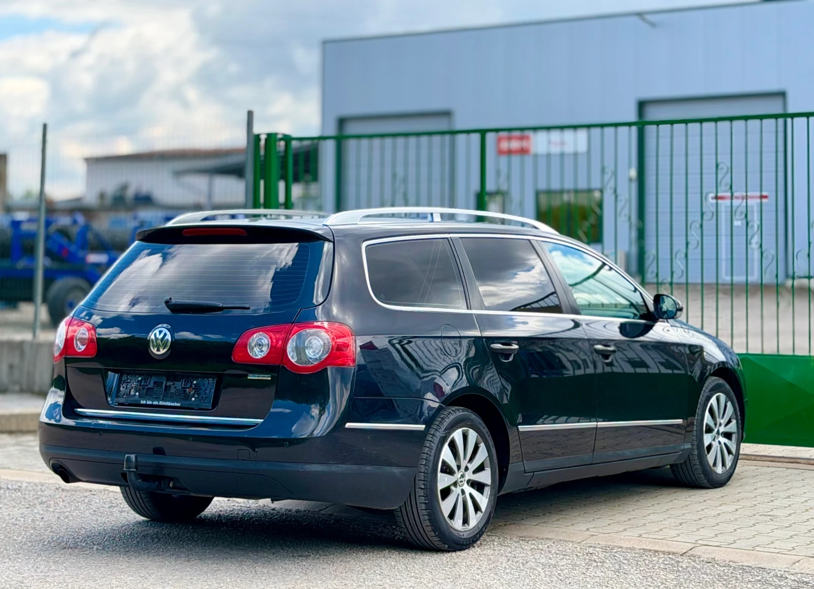 VW Passat 1.6TDi~105hp~FACELIFT , снимка 5 - Автомобили и джипове - 54437081