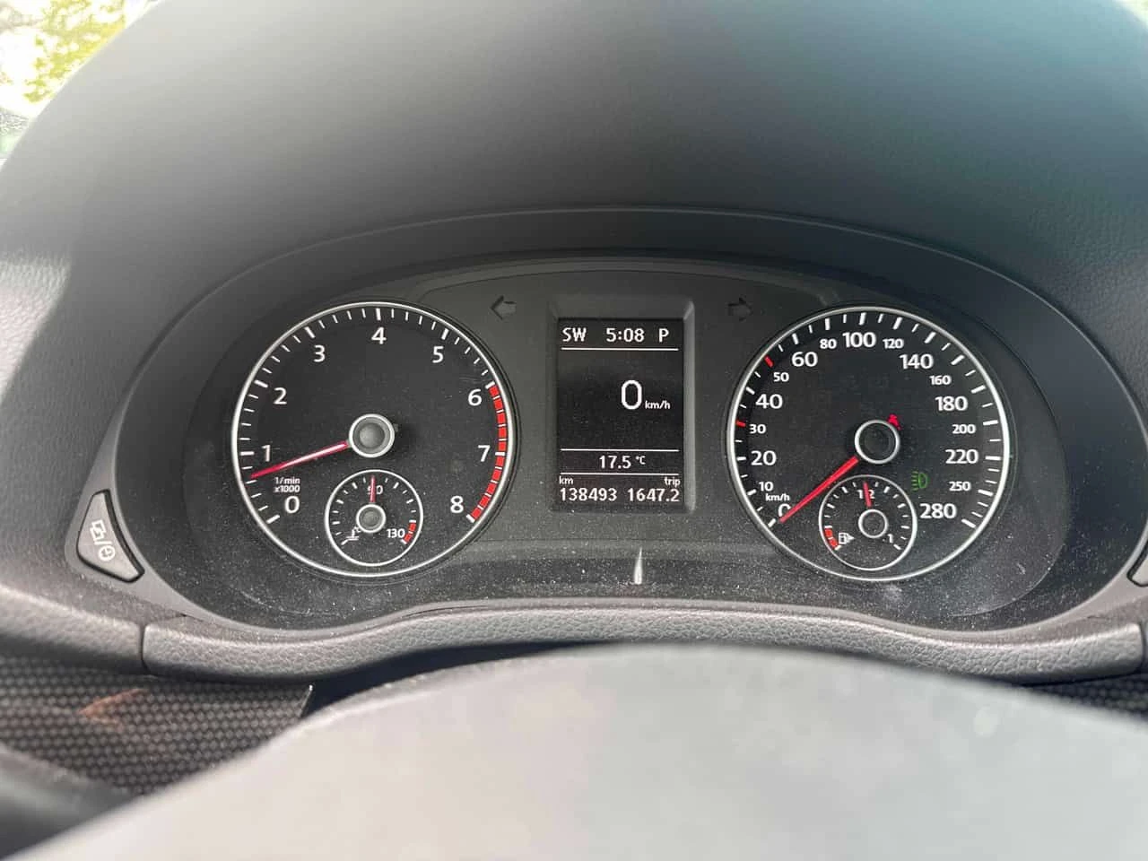 VW Passat ПОДГРЕВИ| ПАНОРАМА| 2 КЛЮЧА| 2 ЧИФТА ГУМИ С ДЖАНТИ, снимка 9 - Автомобили и джипове - 54628407