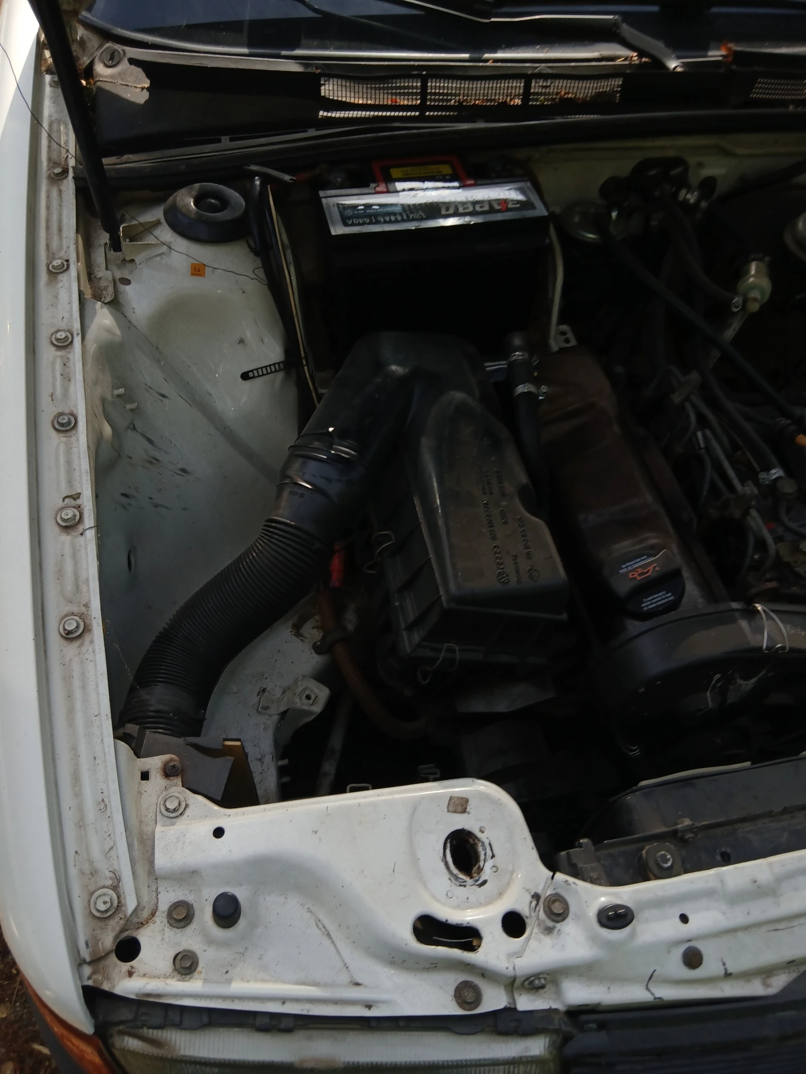 Audi 80, снимка 11 - Автомобили и джипове - 54701461