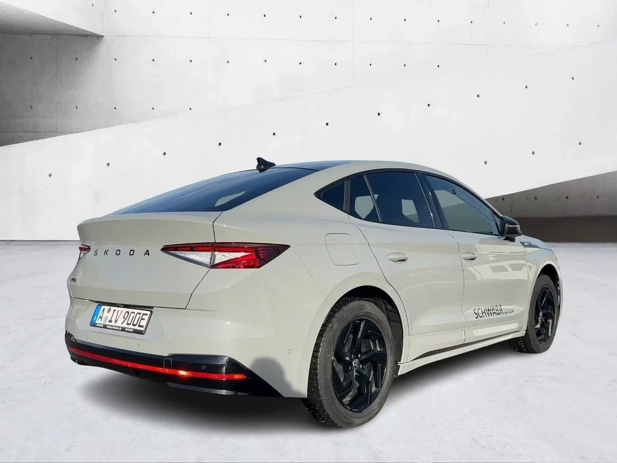 Skoda Enyaq Coupe RS AWD Matrix 360 DIST HUD PANO Winter Pack+, снимка 3 - Автомобили и джипове - 54913285