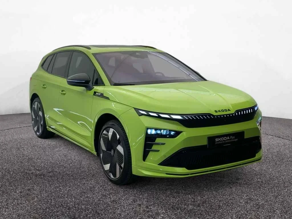 Skoda Enyaq RS Skoda Plus Matrix 360 DIST HUD PANO Winter Pack, снимка 3 - Автомобили и джипове - 55195601