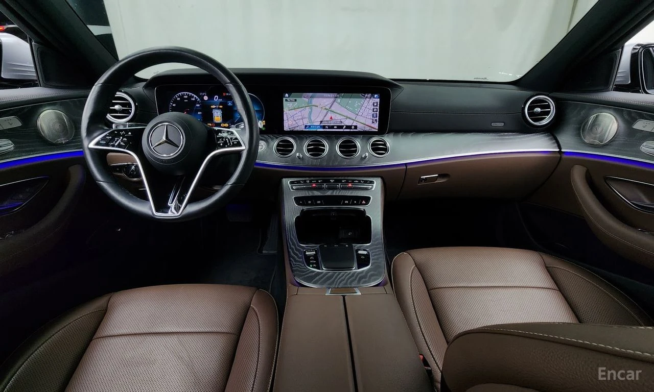 Mercedes-Benz E 300 4MATIC* BURMESTER* ОБДУХВАНЕ* ДИСТРОНИК* ХЕДЪП* , снимка 7 - Автомобили и джипове - 55263961