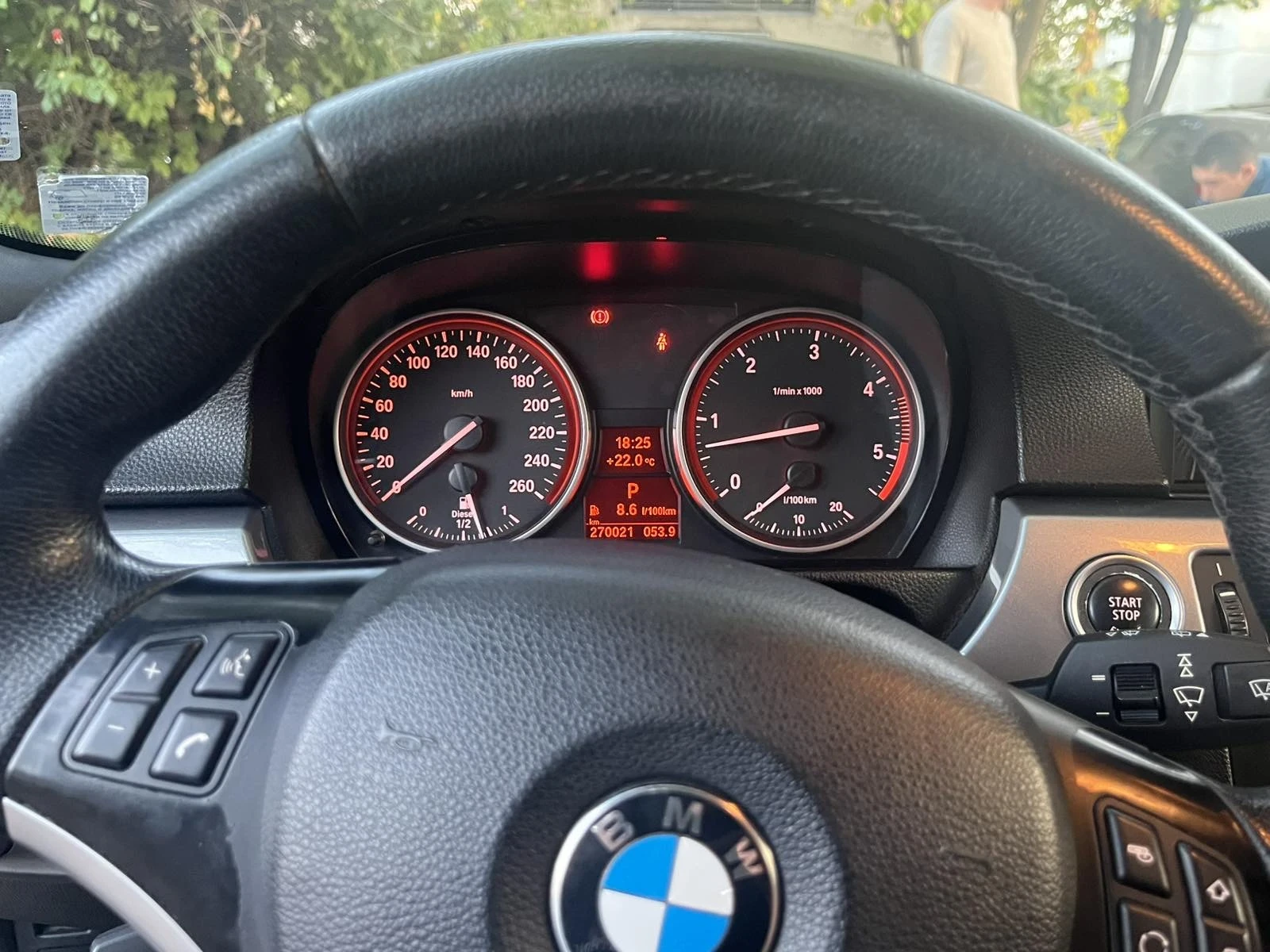BMW 330 XDrive, снимка 6 - Автомобили и джипове - 55809156