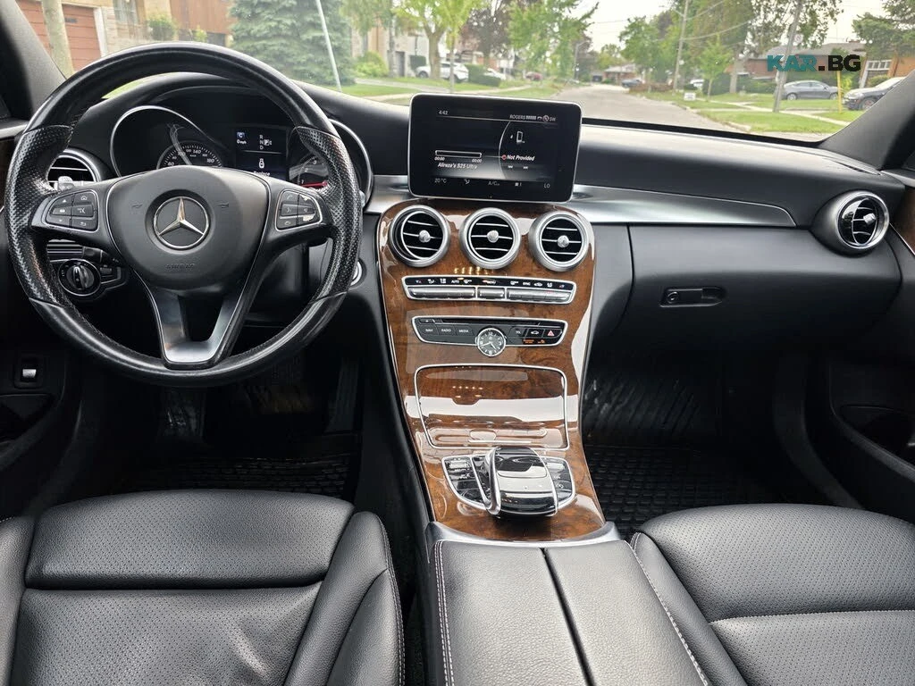 Mercedes-Benz C 300 4MATIC* ПОДГРЕВ* КАМЕРА* ПАНОРАМА* КРАЙНА ЦЕНА* , снимка 7 - Автомобили и джипове - 56228624