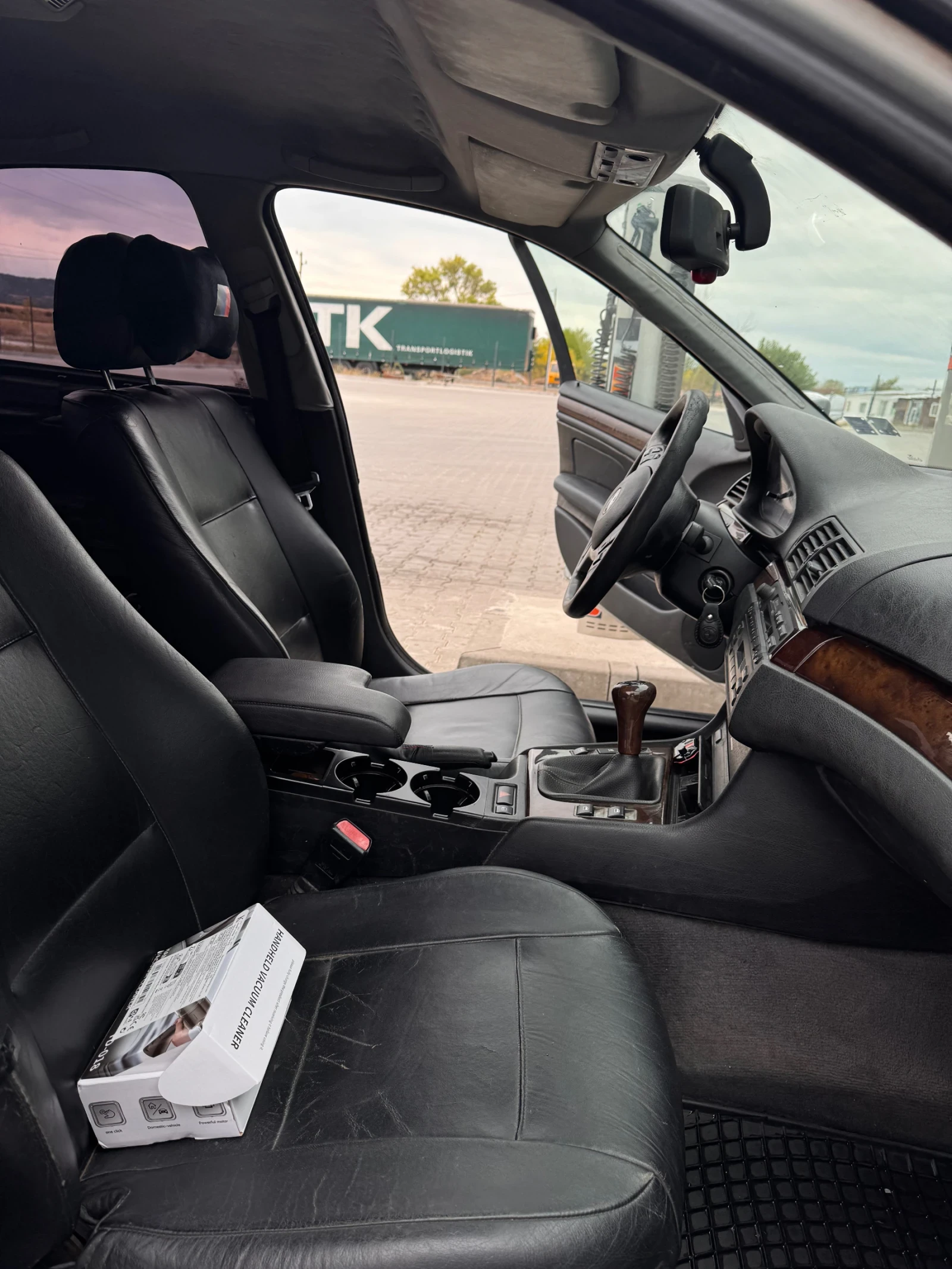 BMW 320, снимка 8 - Автомобили и джипове - 56245478