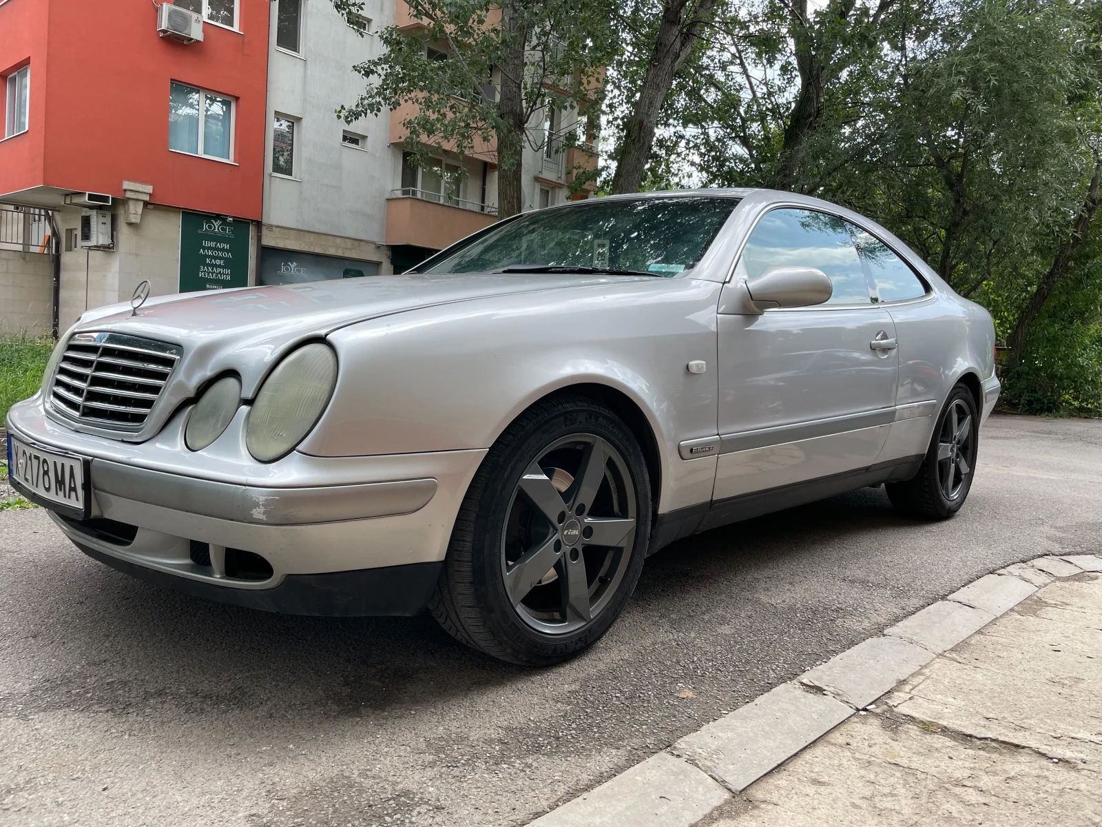 Mercedes-Benz CLK 200