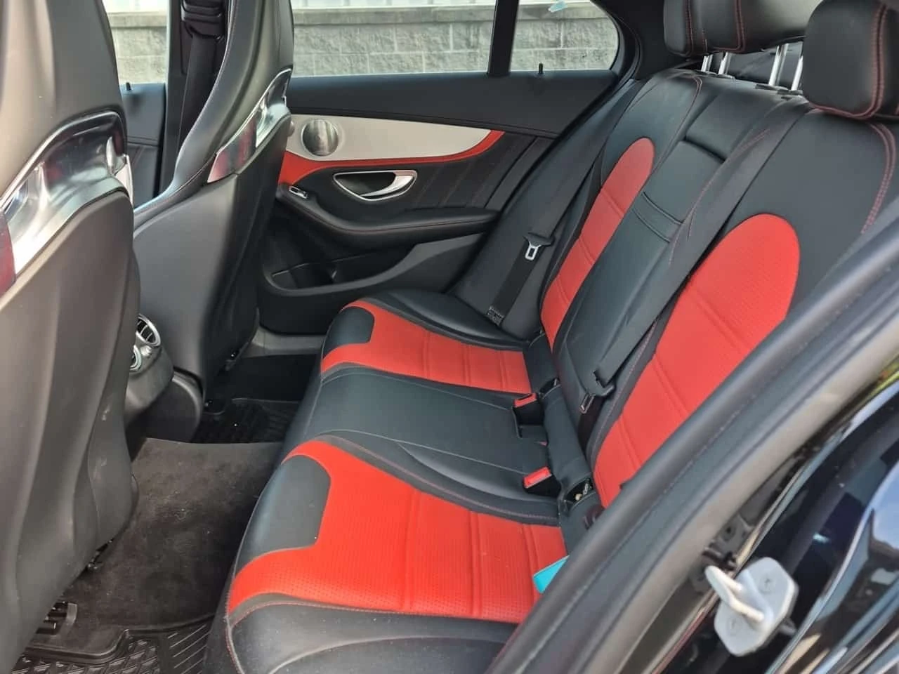 Mercedes-Benz C 63 AMG *  S * CARFAX *  | Mobile.bg � ����������� 12