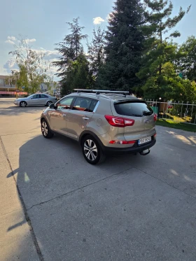 Kia Sportage 2.0 CRDI, снимка 7