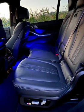 BMW X7 X-DRIVE 40d/M-SPORT/INDIVIDUAL/SKY-LOUNGE/6+ 1/ЛИЗ, снимка 12