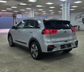 Kia Niro SOH100%/Premium/Гаранция, снимка 4