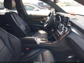 Обява за продажба на Mercedes-Benz GLC 300 ПОДГРЕВ* КАМЕРА* КЕЙЛЕС* LANE* ASSIST ~27 900 лв. - изображение 8 | Auto.bg Обява за продажба на Mercedes-Benz GLC 300 ПОДГРЕВ* КАМЕРА* КЕЙЛЕС* LANE* ASSIST ~27 900 лв. - изображение 8