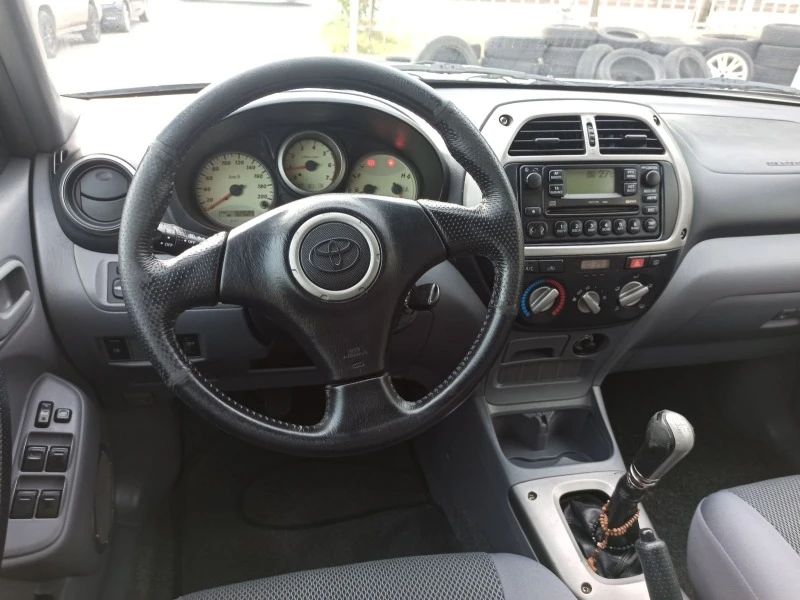 Toyota Rav4 2, 0D, снимка 10 - Автомобили и джипове - 46376915