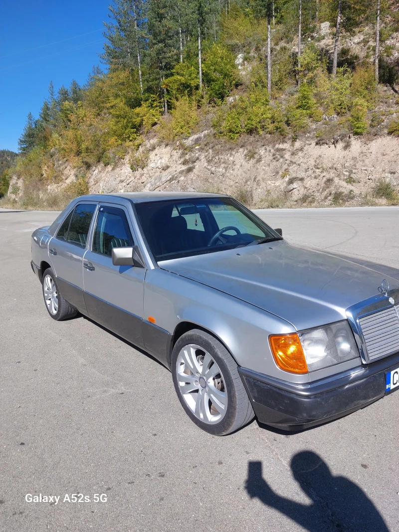 Mercedes-Benz 250 Mercedes-Benz W124, снимка 1 - Автомобили и джипове - 47441179