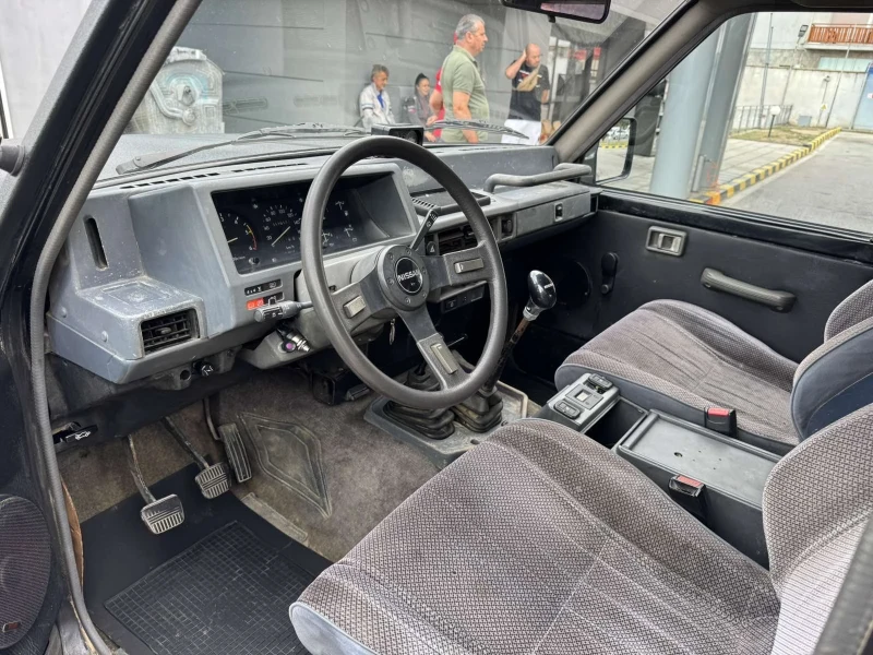 Nissan Patrol 2.8D 115 kc. топ състояние, снимка 10 - Автомобили и джипове - 52848751