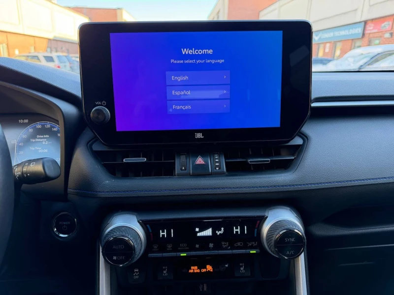 Toyota Rav4 Hybrid XSE * * CARFAX * * АВТО КРЕДИТ * * , снимка 13 - Автомобили и джипове - 52817447