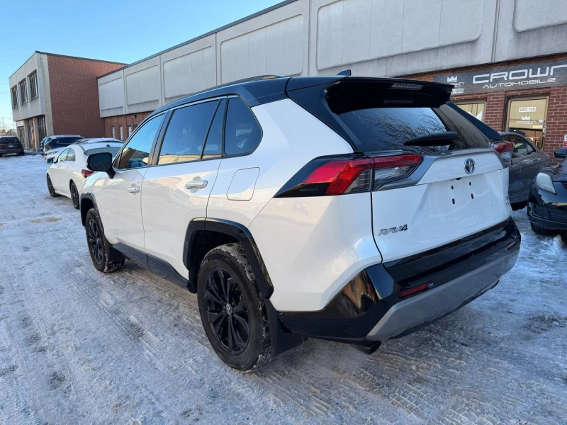 Toyota Rav4 Hybrid XSE * * CARFAX * * АВТО КРЕДИТ * * , снимка 5 - Автомобили и джипове - 52817447