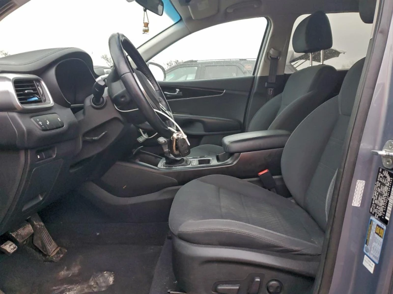 Kia Sorento L* AWD* ПОДГРЕВ* КАМЕРА, снимка 7 - Автомобили и джипове - 53059774