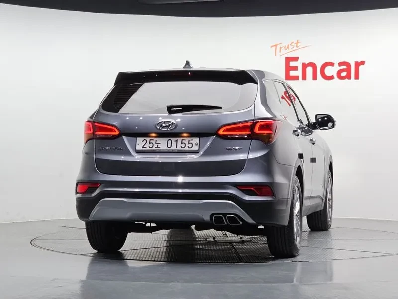 Hyundai Santa fe 2.0, снимка 4 - Автомобили и джипове - 54256647