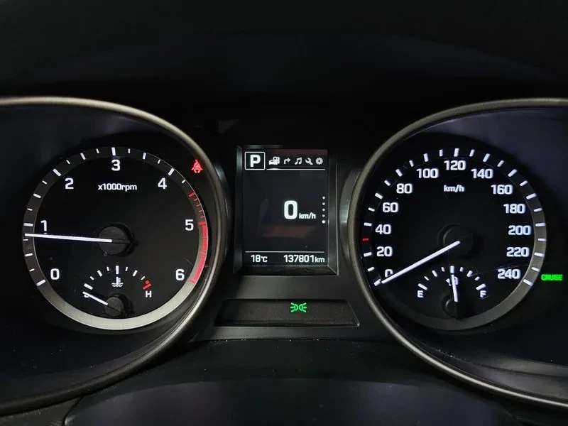 Hyundai Santa fe 2.0, снимка 8 - Автомобили и джипове - 54256647