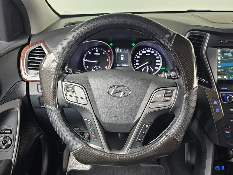 Hyundai Santa fe 2.0, снимка 13 - Автомобили и джипове - 54256647
