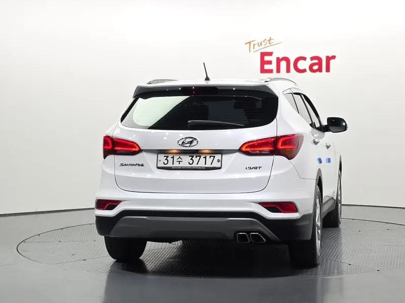 Hyundai Santa fe 2.0, снимка 4 - Автомобили и джипове - 54255448