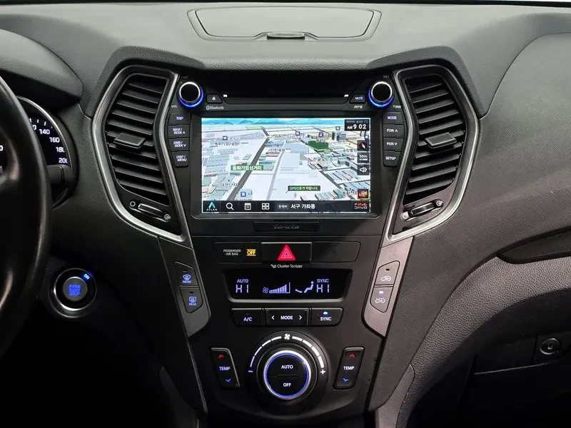 Hyundai Santa fe 2.0, снимка 14 - Автомобили и джипове - 54255448