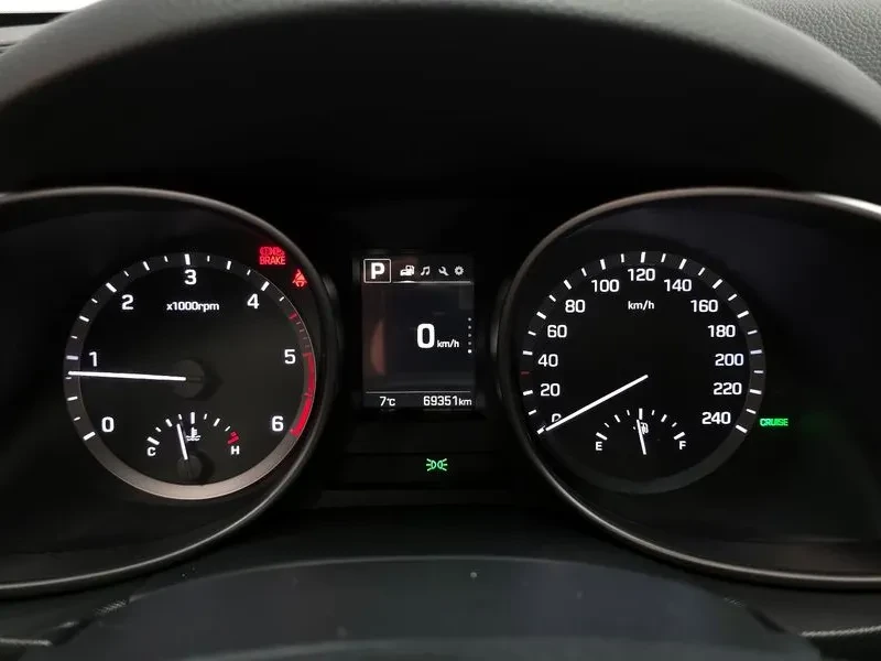 Hyundai Santa fe 2.0, снимка 8 - Автомобили и джипове - 54255448