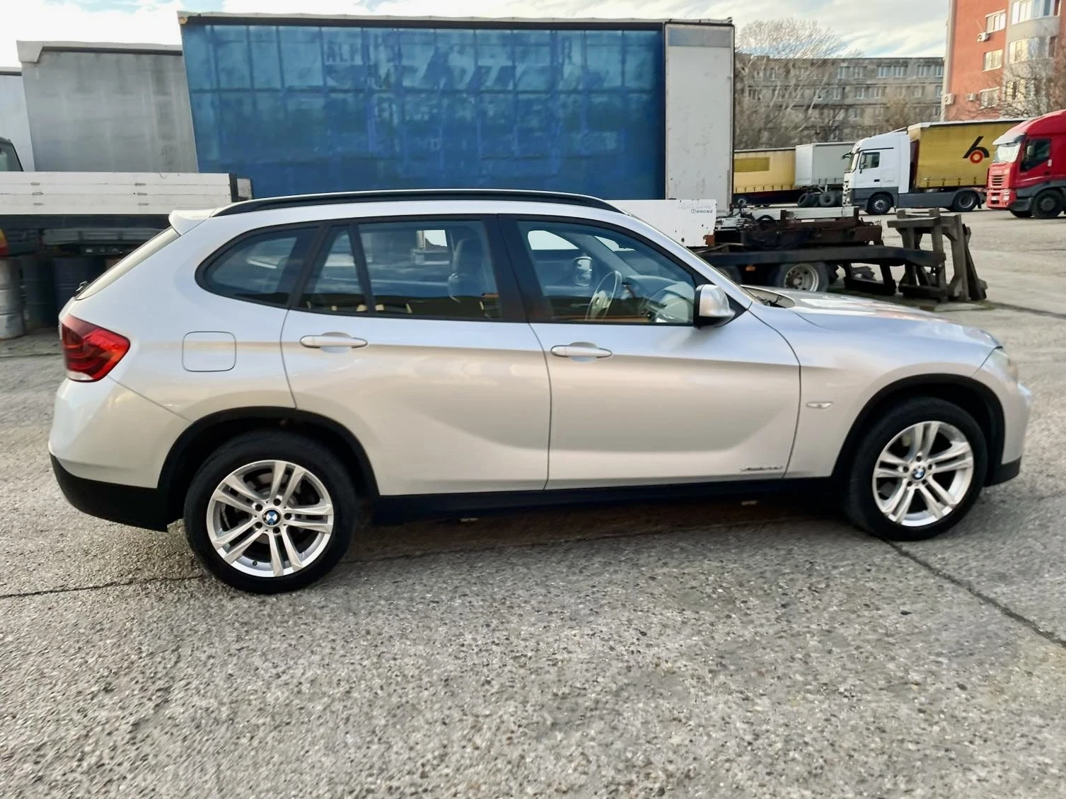 BMW X1 2.0D 4X4 - изображение 4