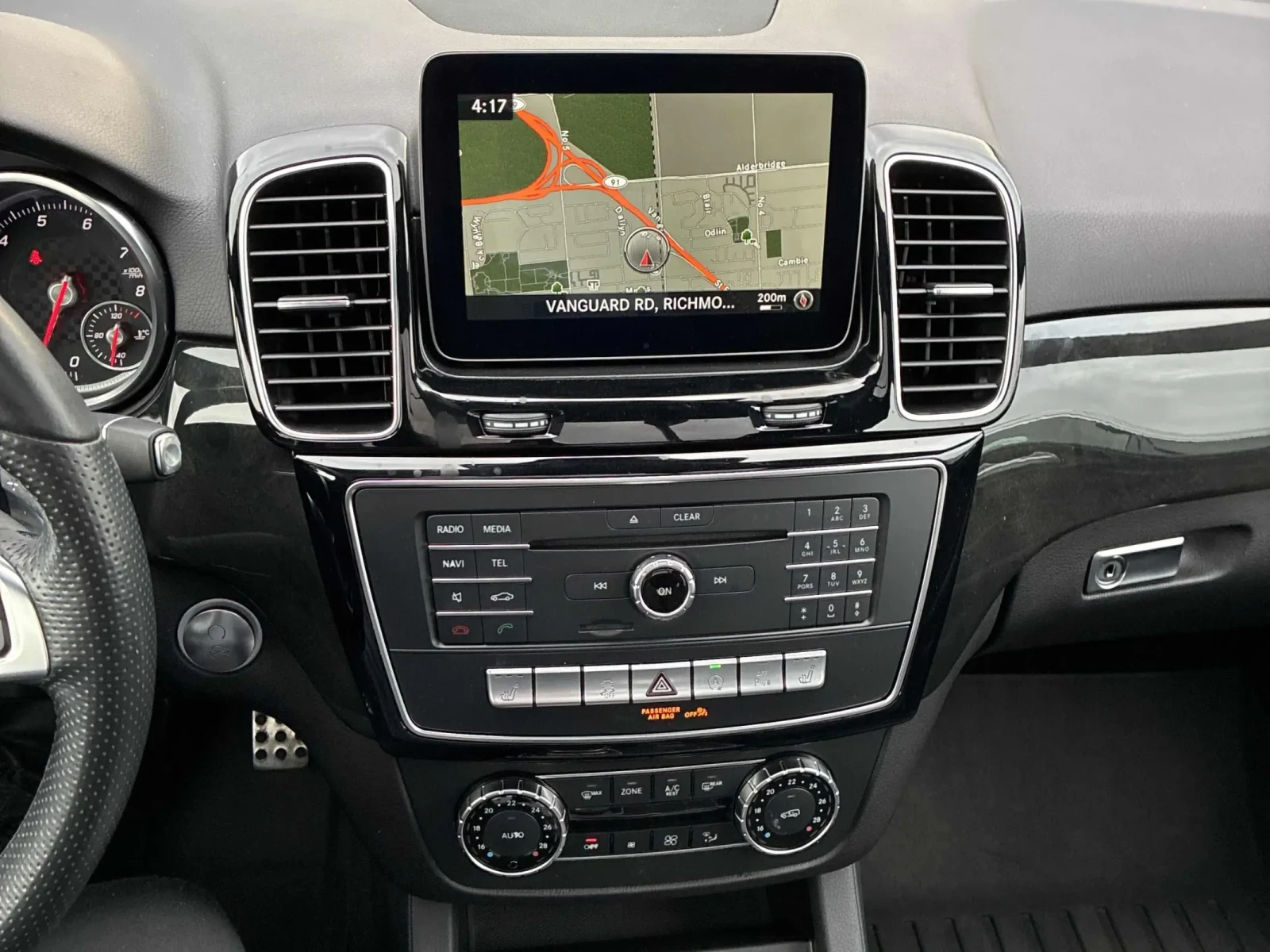 Mercedes-Benz GLE 43 AMG * CARFAX * БЕЗ ПЪРВОНАЧАЛНА ВНОСКА - изображение 7