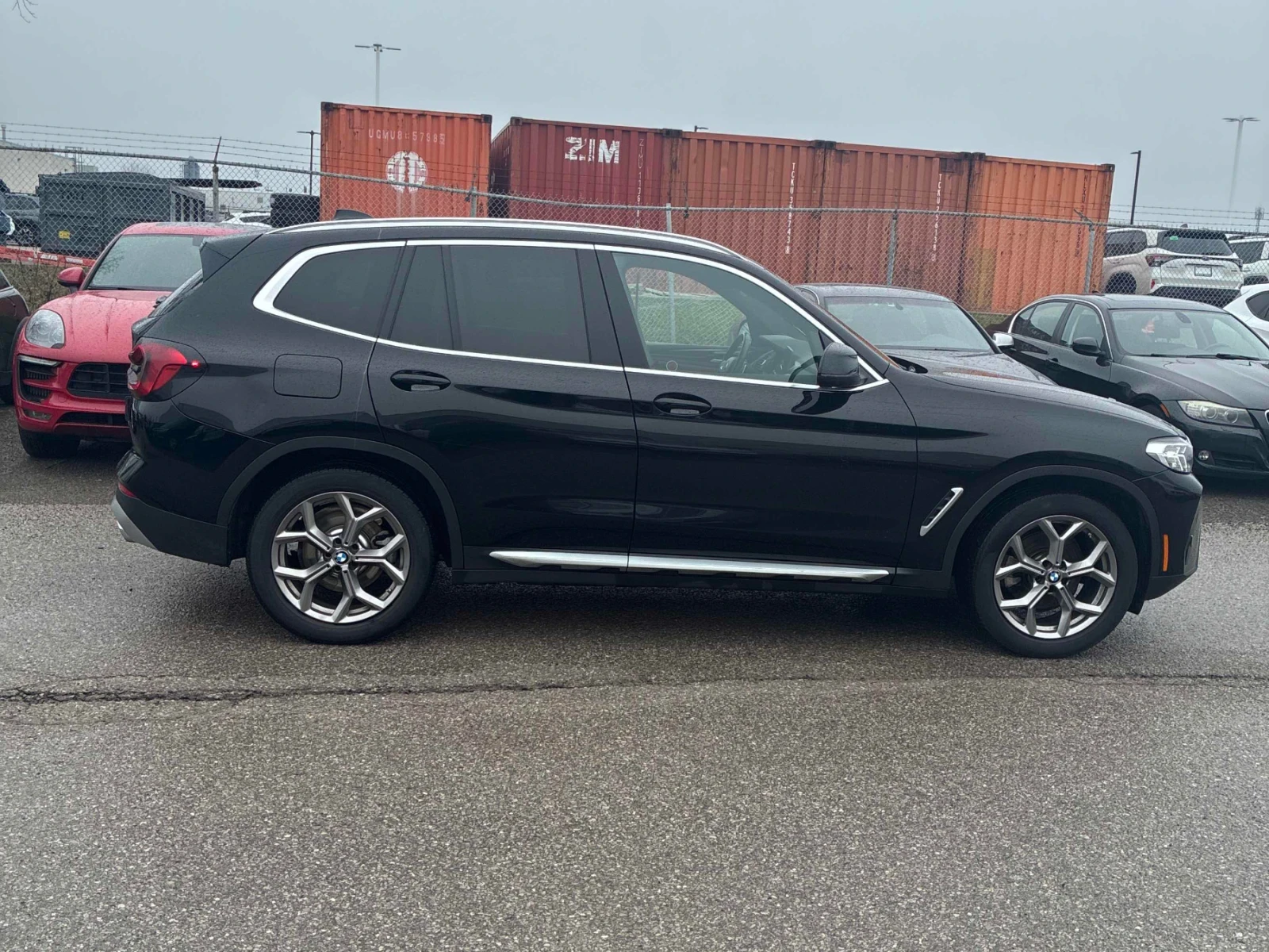 BMW X3 xDrive30i * CAR FAX * ЦЕНА ДО БГ * АВТО КРЕДИТ, снимка 4 - Автомобили и джипове - 54110624