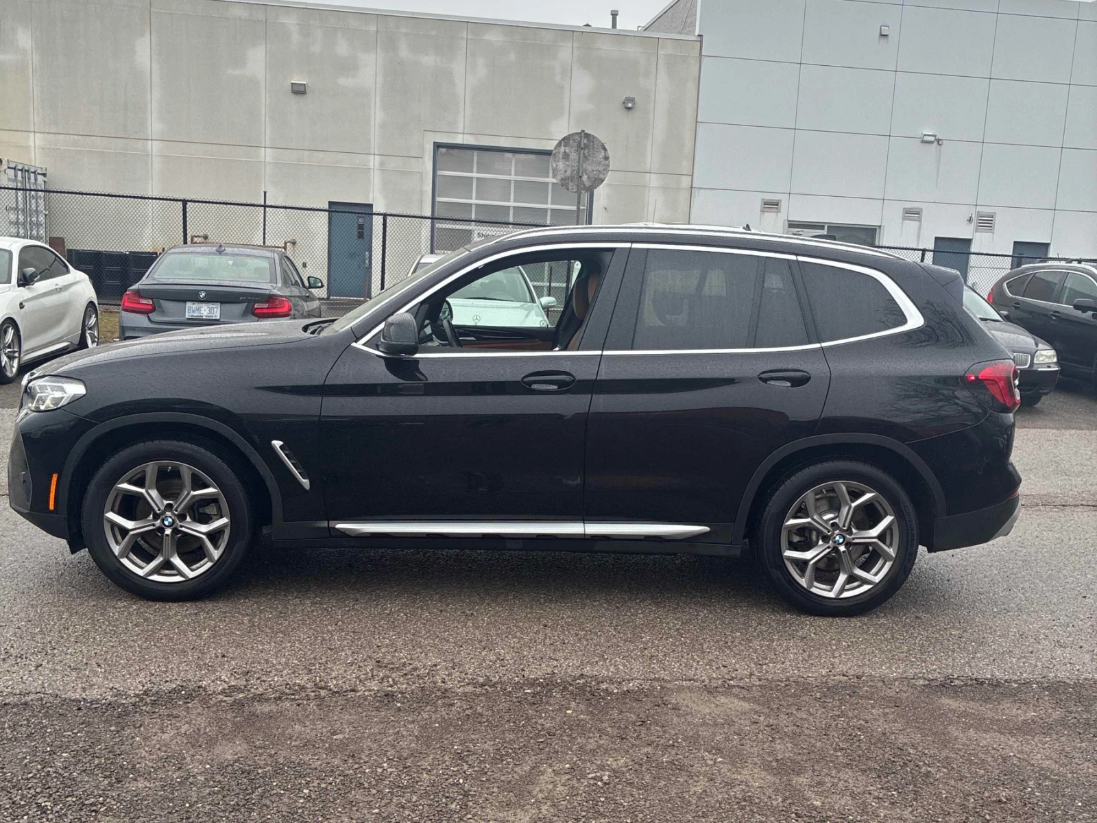 BMW X3 xDrive30i * CAR FAX * ЦЕНА ДО БГ * АВТО КРЕДИТ, снимка 3 - Автомобили и джипове - 54110624