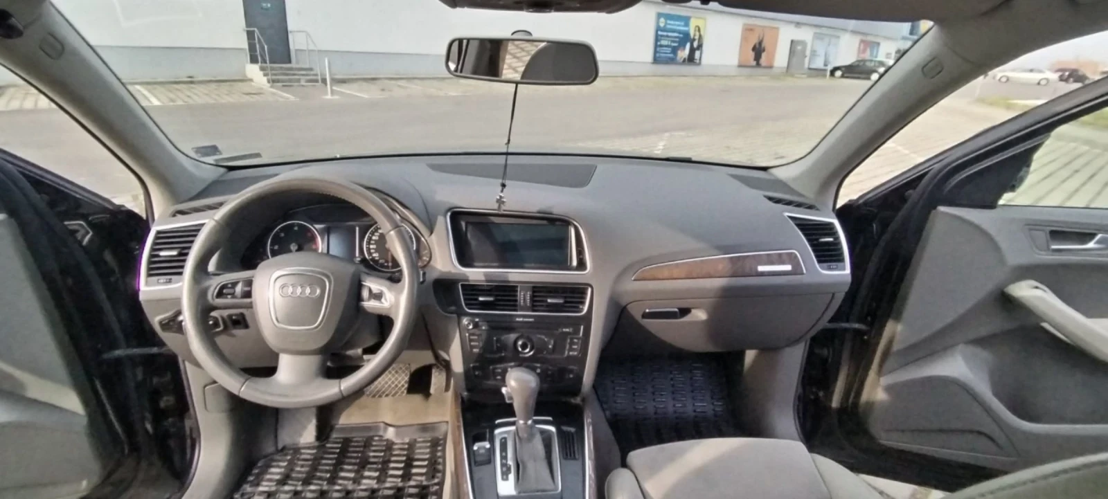 Audi Q5 2.0TDI, снимка 11 - Автомобили и джипове - 54258731