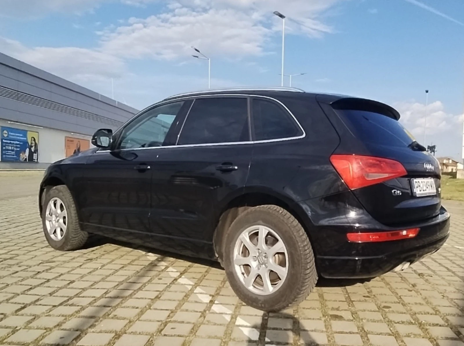 Audi Q5 2.0TDI, снимка 3 - Автомобили и джипове - 54258731