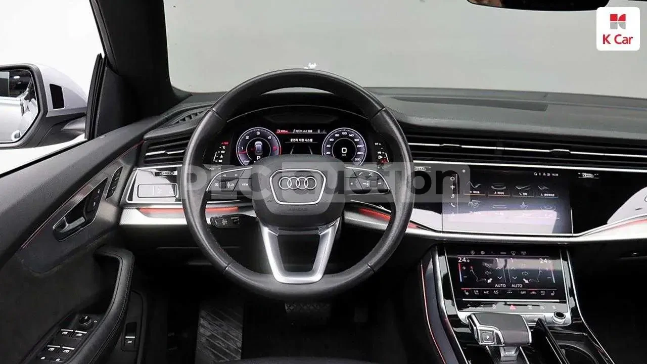 Audi Q8 ОБДУХВАНЕ * ДИСТРОНИК * 360 * ПАНОРАМА , снимка 13 - Автомобили и джипове - 54273151