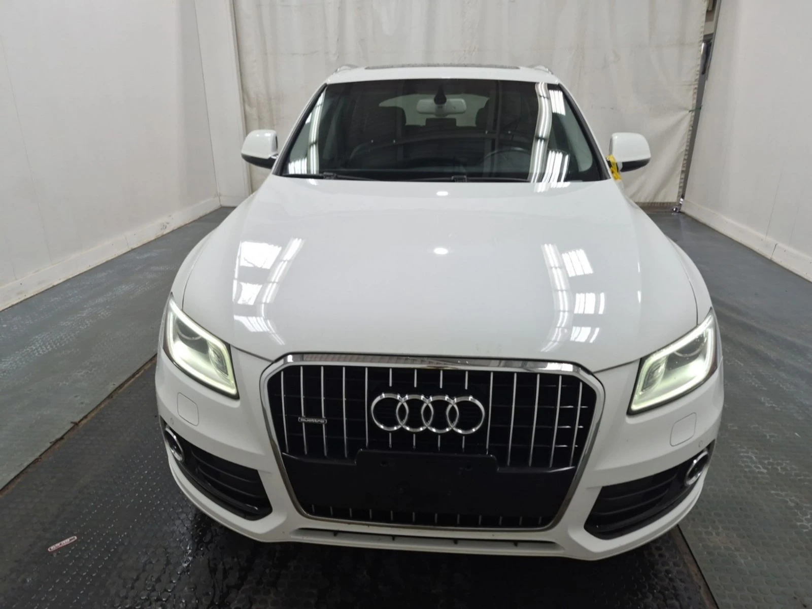 Audi Q5 2.0T* AWD* TECHNIK* АвтоКредит* (ЦЕНА ДО БГ), снимка 2 - Автомобили и джипове - 54430265