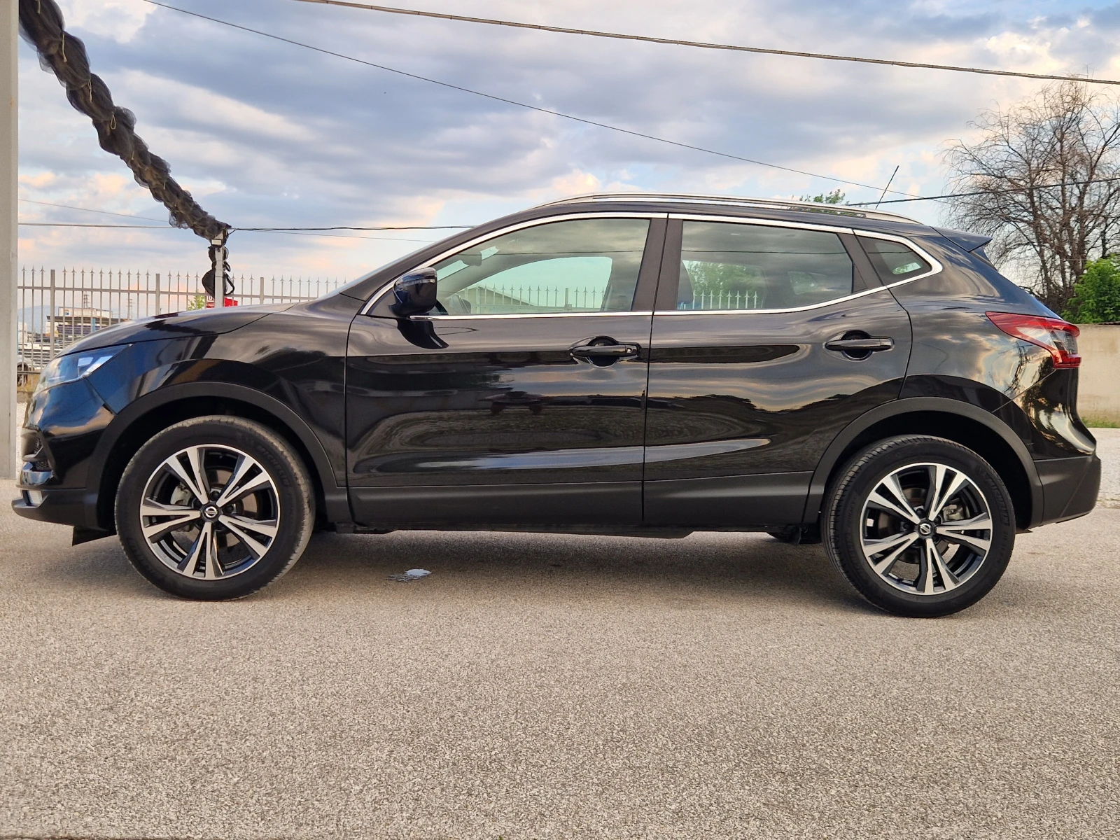 Nissan Qashqai 1.3i 140psTEKNA* 43000km* KTEO* ����� ����* EU 6D | Mobile.bg � ����������� 7