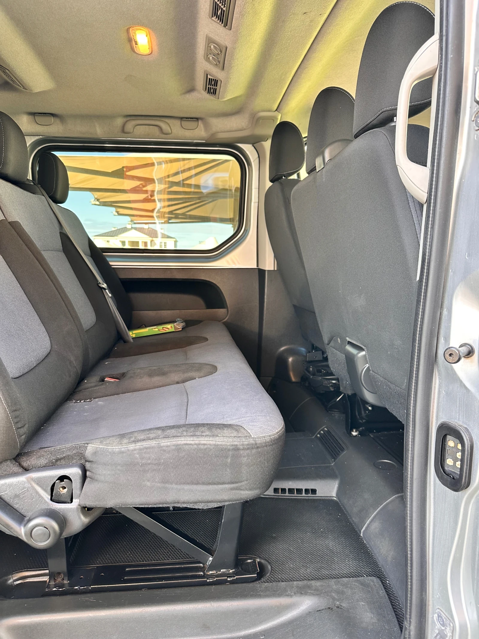 Opel Vivaro 1, 6 bi turbo euro6 - изображение 7